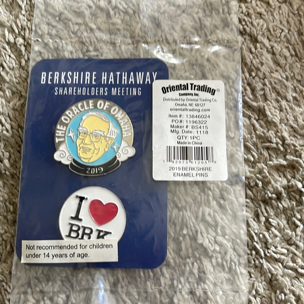Berkshire Hathaway shareholder pins
